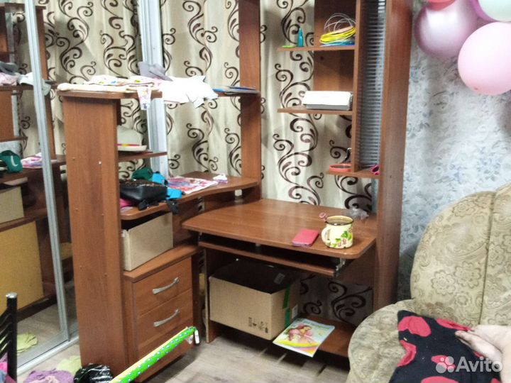 Компьютерный стол