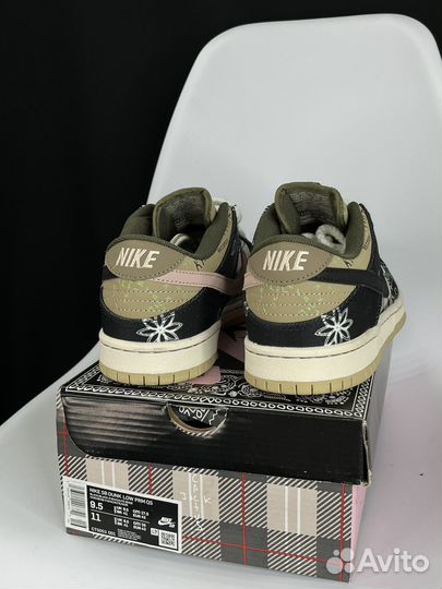 Кроссовки Nike SB Dunk Low Travis Scott Bandana