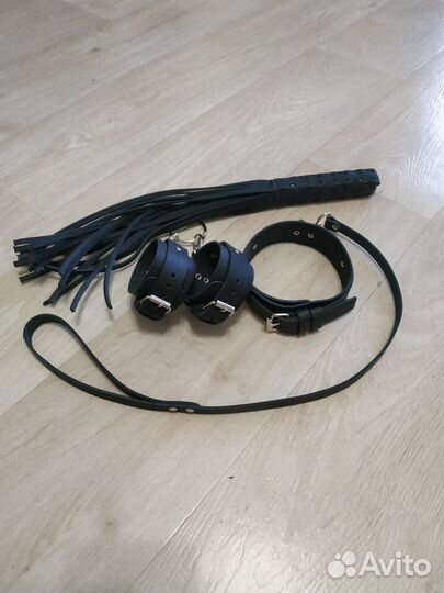 Наручники ошейник плеть кожаные