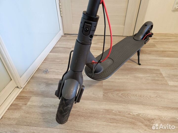 Электросамокат Xiaomi Scooter Mijia M365 Pro