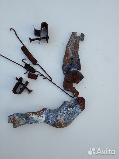 Механизм разведения колодок Nissan