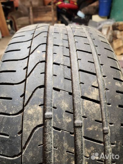 Pirelli P Zero 255/35 R19