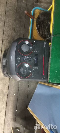 Колонки проводные