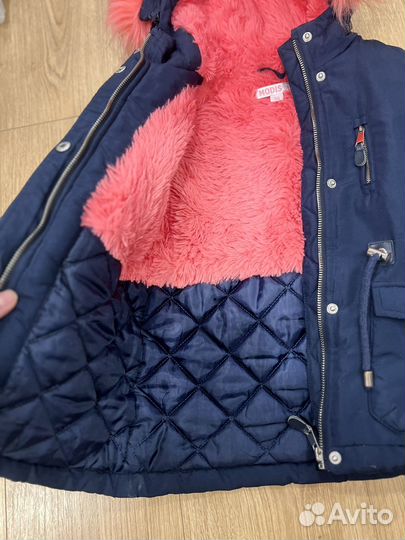 Зимняя куртка для девочки