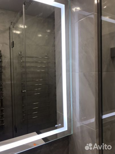 Зеркало с подсветкой для ванной