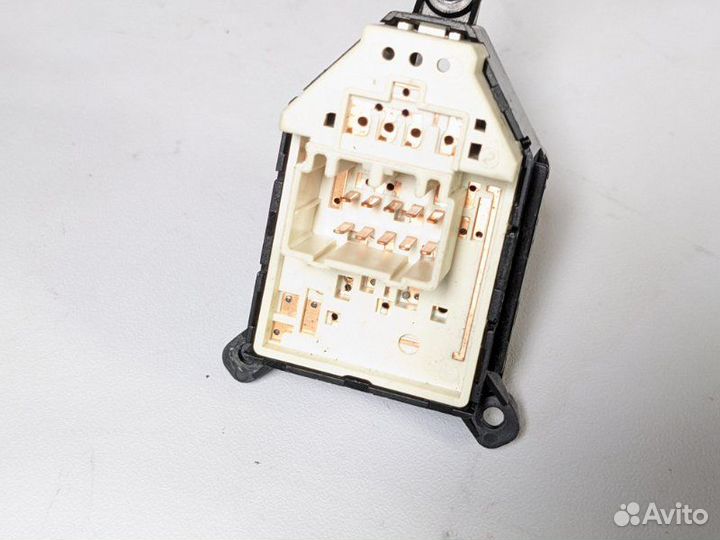 Блок управления зеркалами Hyundai Ix35 G4NA 2014