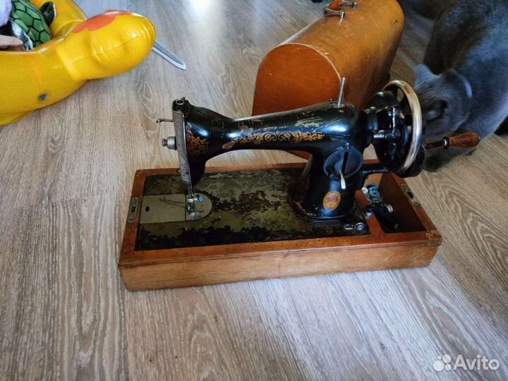 Швейная машинка