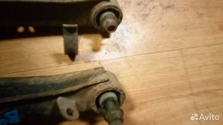 Рычаг задний продольный Субару трибека