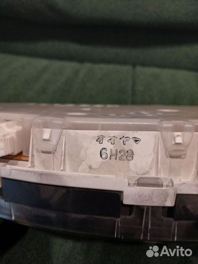 Панель приборов Mazda demio