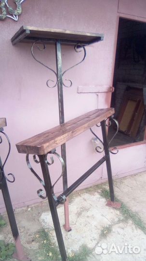 Стол и лавка