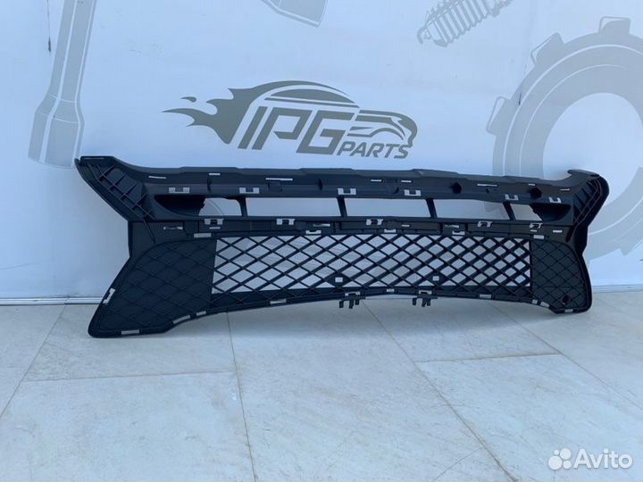 Решетка переднего бампера Glk X204 A2048856823