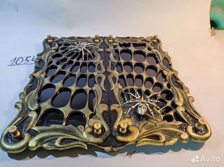 Нарды ручной работы с объмным пауком