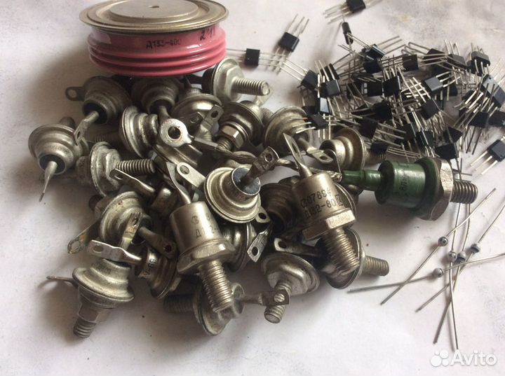 Тиристоры, диоды