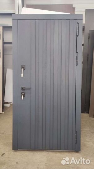 Дверь входная металлическая в квартиру,дом