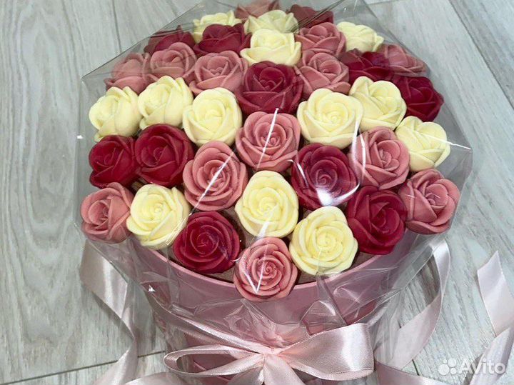 Букеты из шоколадных роз и др.цветов,подар наборы