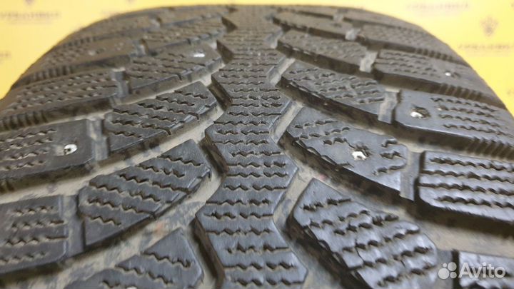 Bridgestone Blizzak Spike-01 225/55 R17 101T