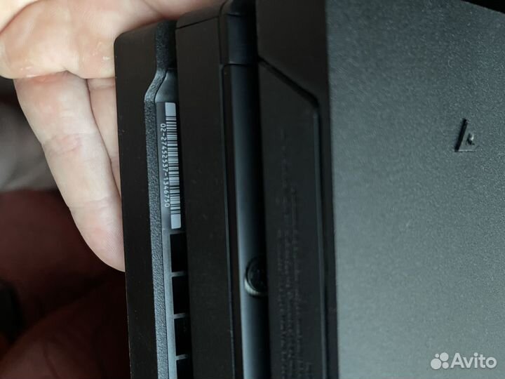 Sony playstation PS 4 pro CUH-7108B