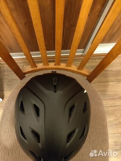 Горнолыжный шлем atomic