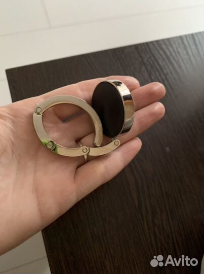 Держатель для сумок