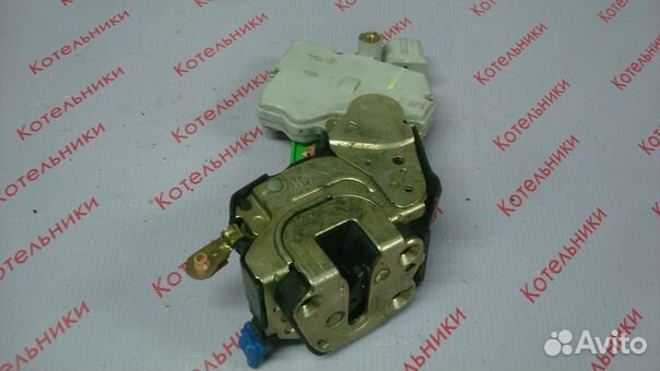 Nissan 80503-BM660 Замок передней левой двери