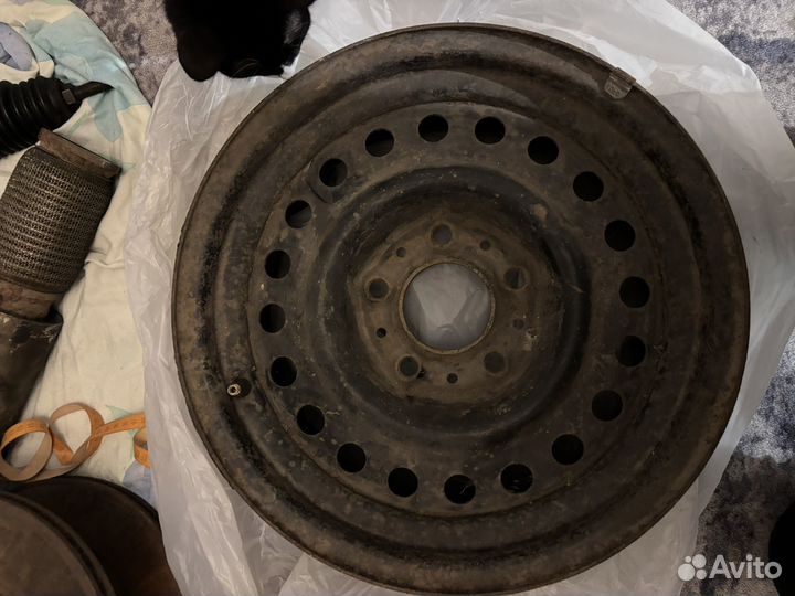 Колеса штамповки bmw e34 r16 2шт