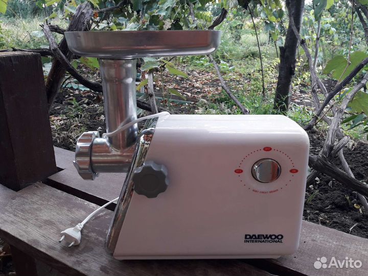 Мясорубка Daewoo International Dl 1920 S