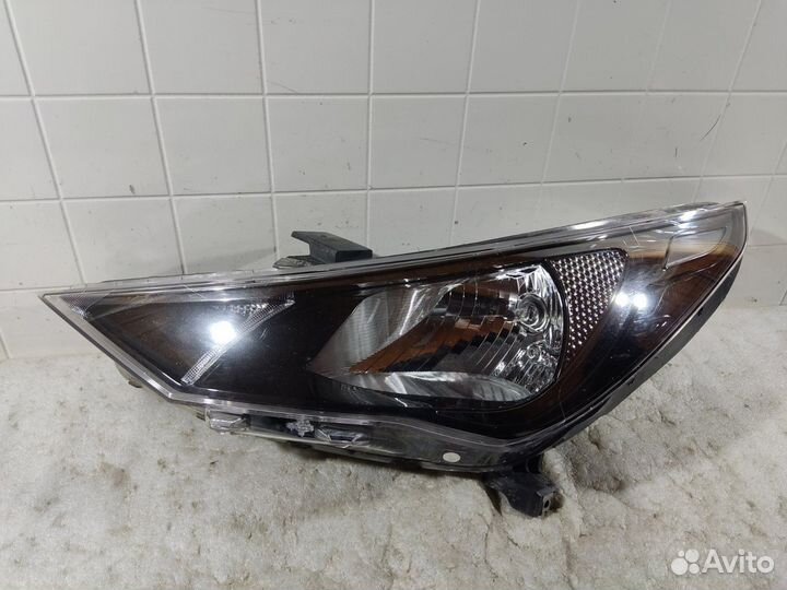 Фара галоген передняя левая Hyundai Solaris 2