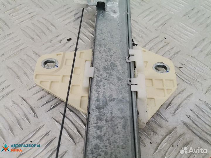 Стеклоподъемник передний правый Honda CR-V