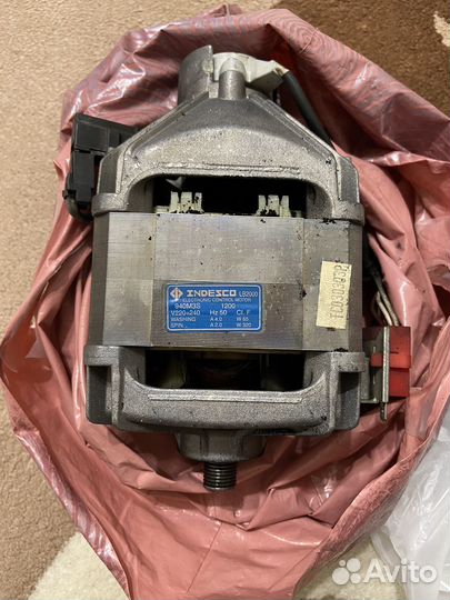 Двигататель стиральной машины