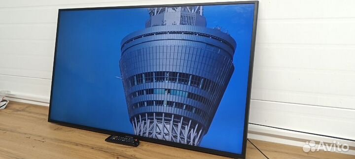 Жк-телевизор Samsung ue50ru7200 (SMART tv, wi-fi)