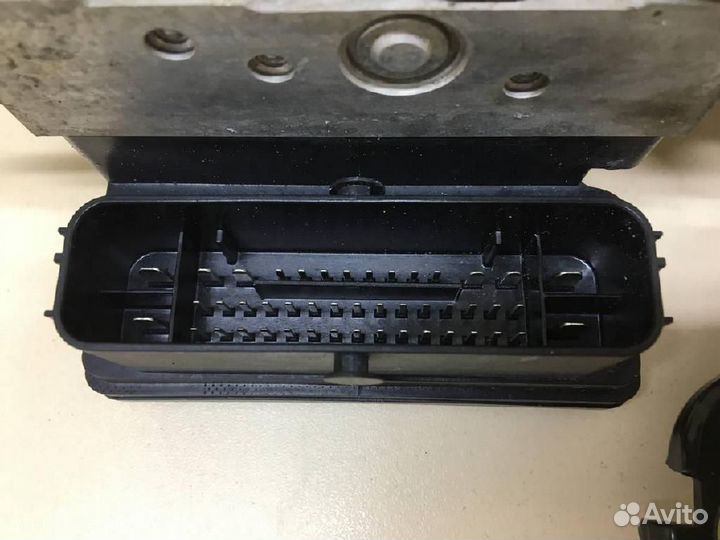 Блок ABS (насос) Hyundai Sonata