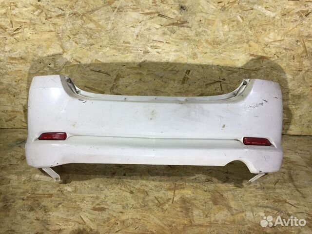 Бампер задний Daihatsu YRV M211G Белыйцарапины