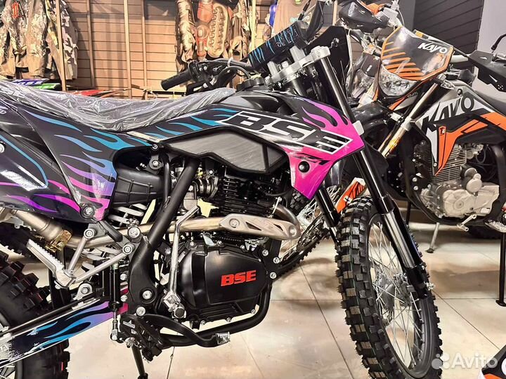 Кроссовый мотоцикл BSE Z1 150e 19/16