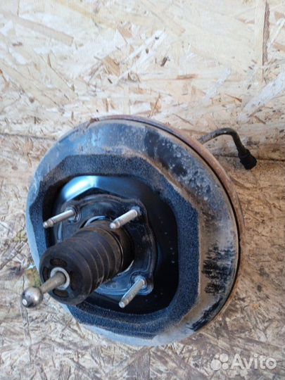 Вакуумный усилитель тормозов Peugeot 308 хэчбек