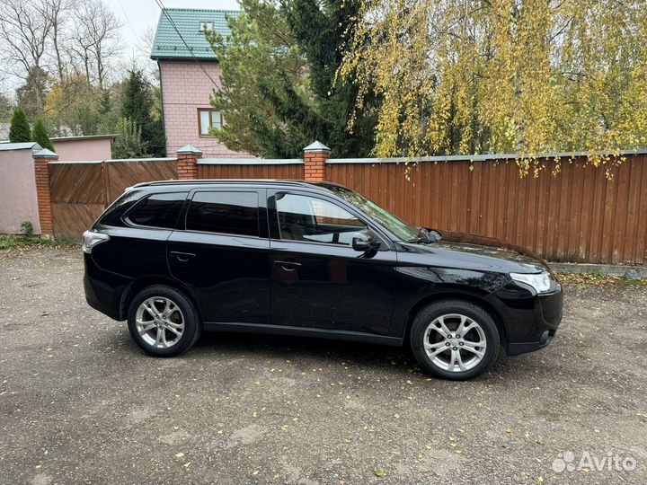 Mitsubishi Outlander 2.0 CVT, 2013, 135 000 км