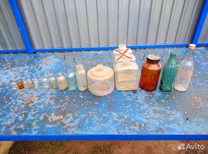 Пузырьки, банки, бутылки, флаконы, рукомойник СССР