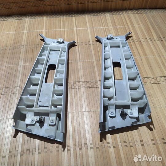 Накладка на стойку кузова Nissan Primera P 12 1