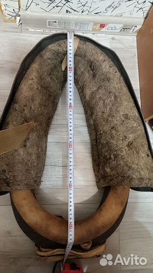 Седëлка и хомут для лошади