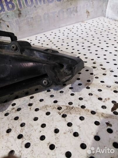 Фара передняя правая Nissan Juke