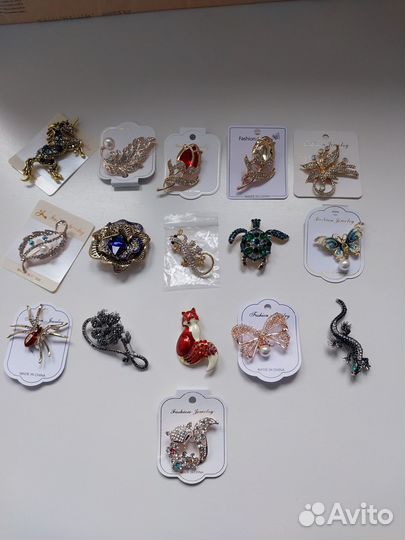 Брошь новая целая коллекция