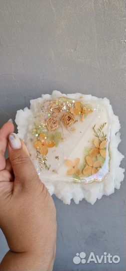 Подстаканники, блюда, наборы для сервировки