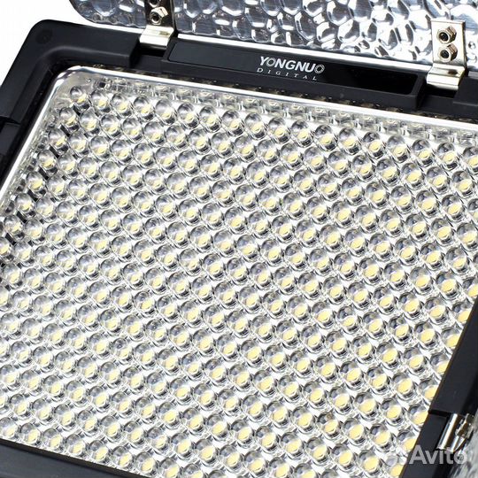 Видеосвет YongNuo YN-300 III LED, 5500K