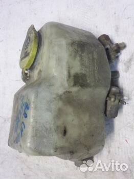 Бачок омывателя Джип