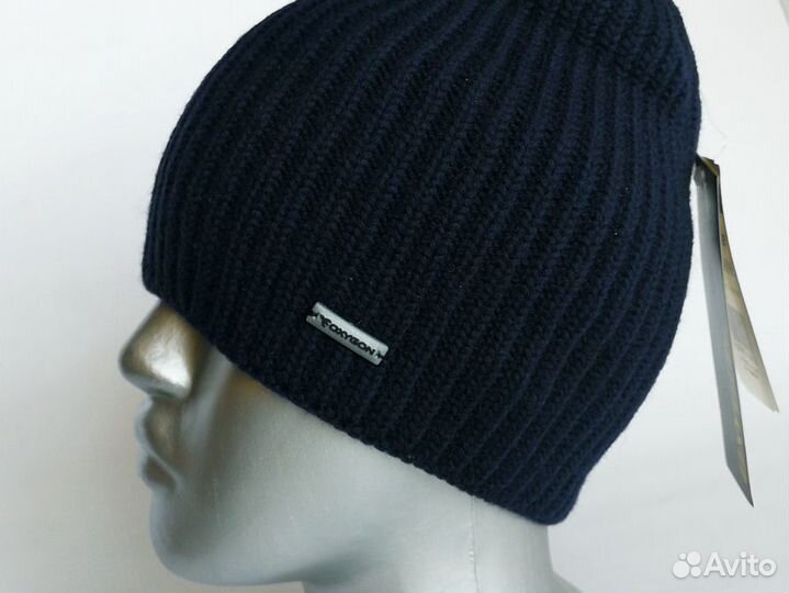 Теплая шерстяная шапка 
