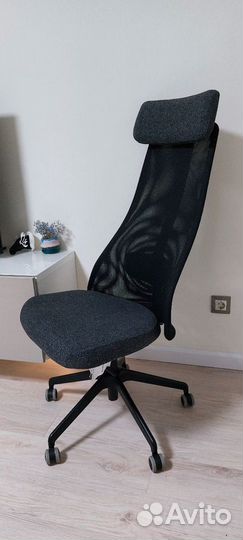 Компьютерное кресло икеа