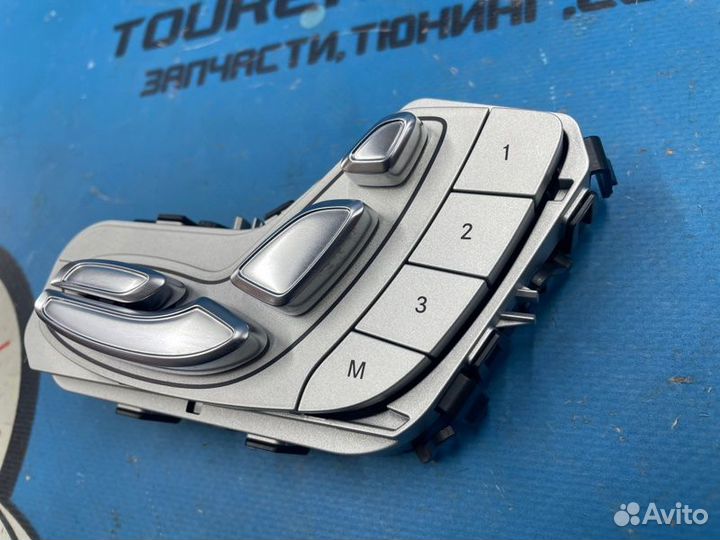 Кнопка регулировки сиденья передняя правая