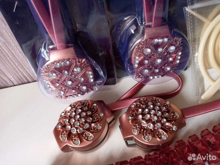 Подхваты для штор и кисеи новые