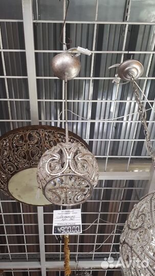 Продаю люстры