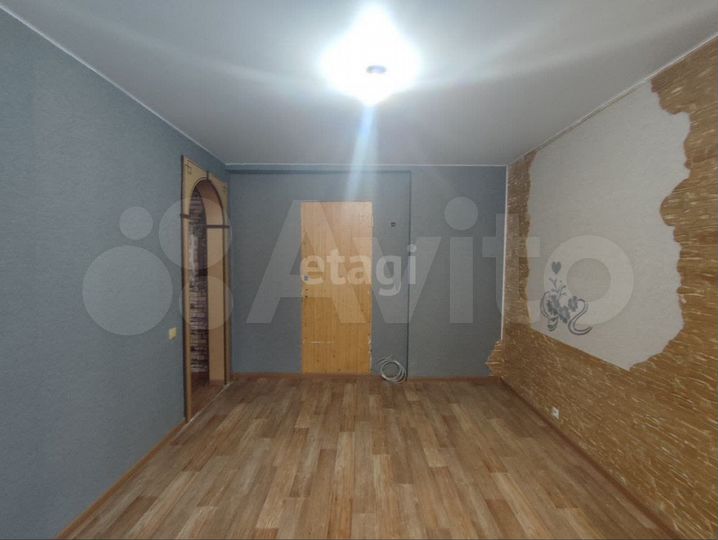 Комната 12,2 м² в 2-к., 1/4 эт.