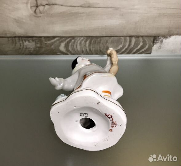 Якут с белкой Дулево